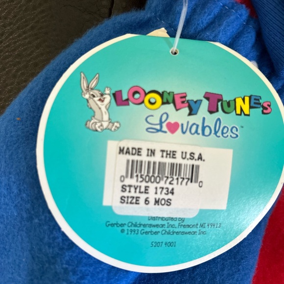 Vintage 1993 Bugs Bunny Outift (made in USA) - Picture 2 of 4